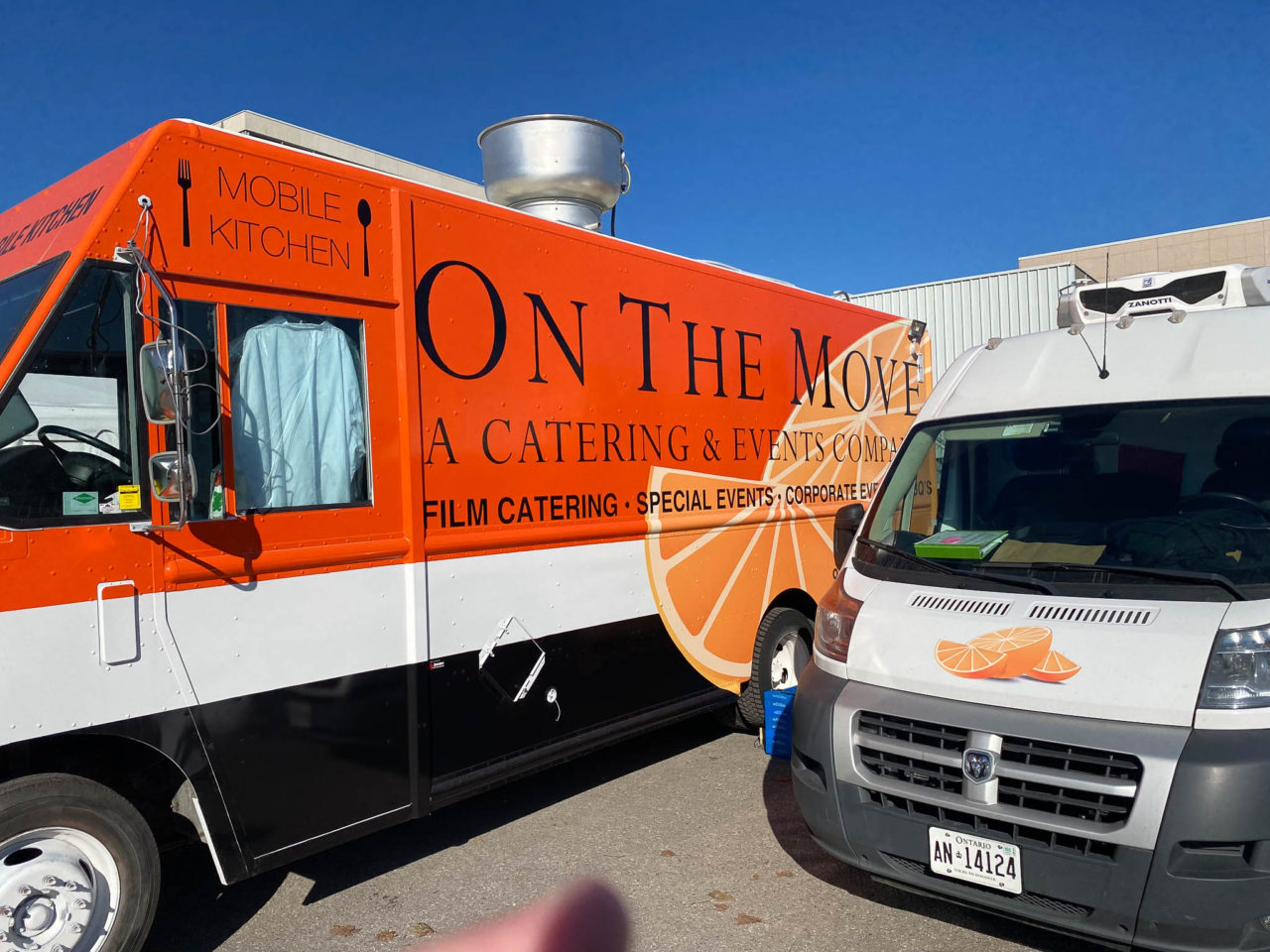 on-the-move-food-truck-otm-catering